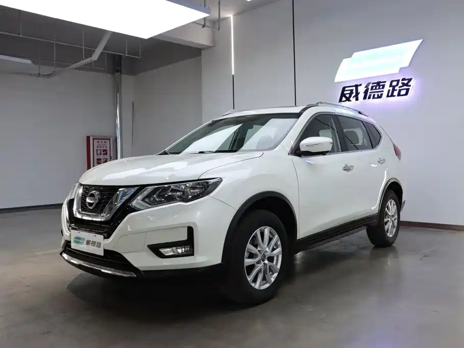 X-Trail 2017 2.0L CVT Comfort Edition 2WD купить на сайте DeffCars