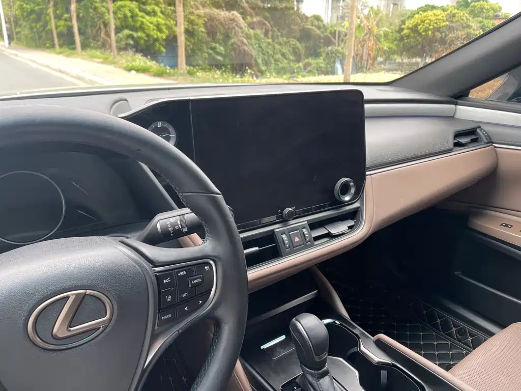 Lexus ES 2025 200 Premium Edition купить на сайте DeffCars