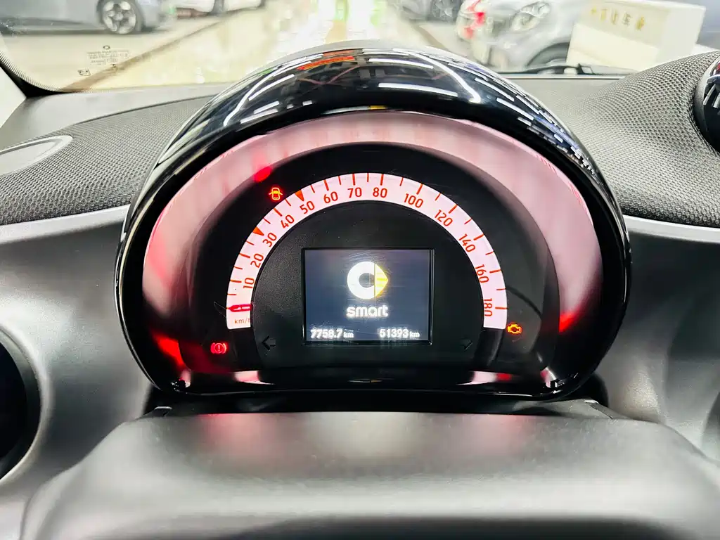 smart fortwo 2018 1.0L 52kW hardtop passion version National V купить на сайте DeffCars