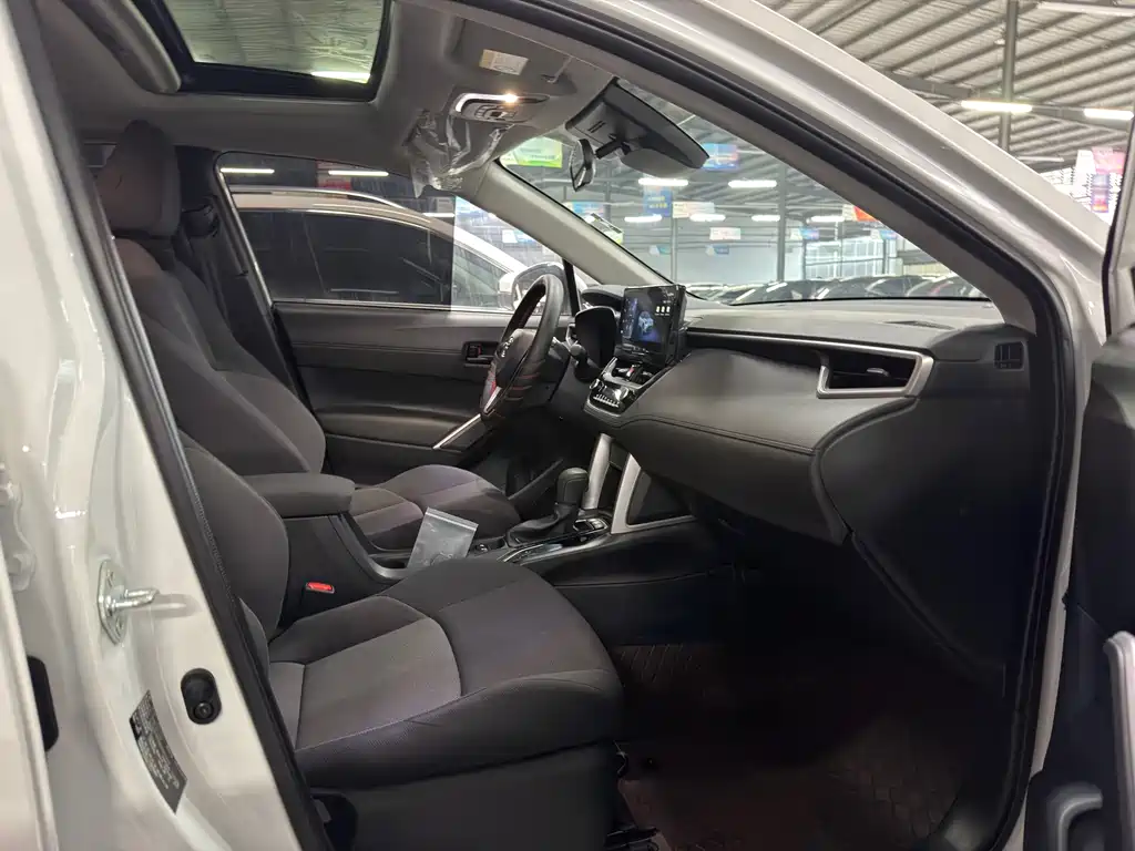 Fenglanda 2023 2.0L CVT leading version купить на сайте DeffCars