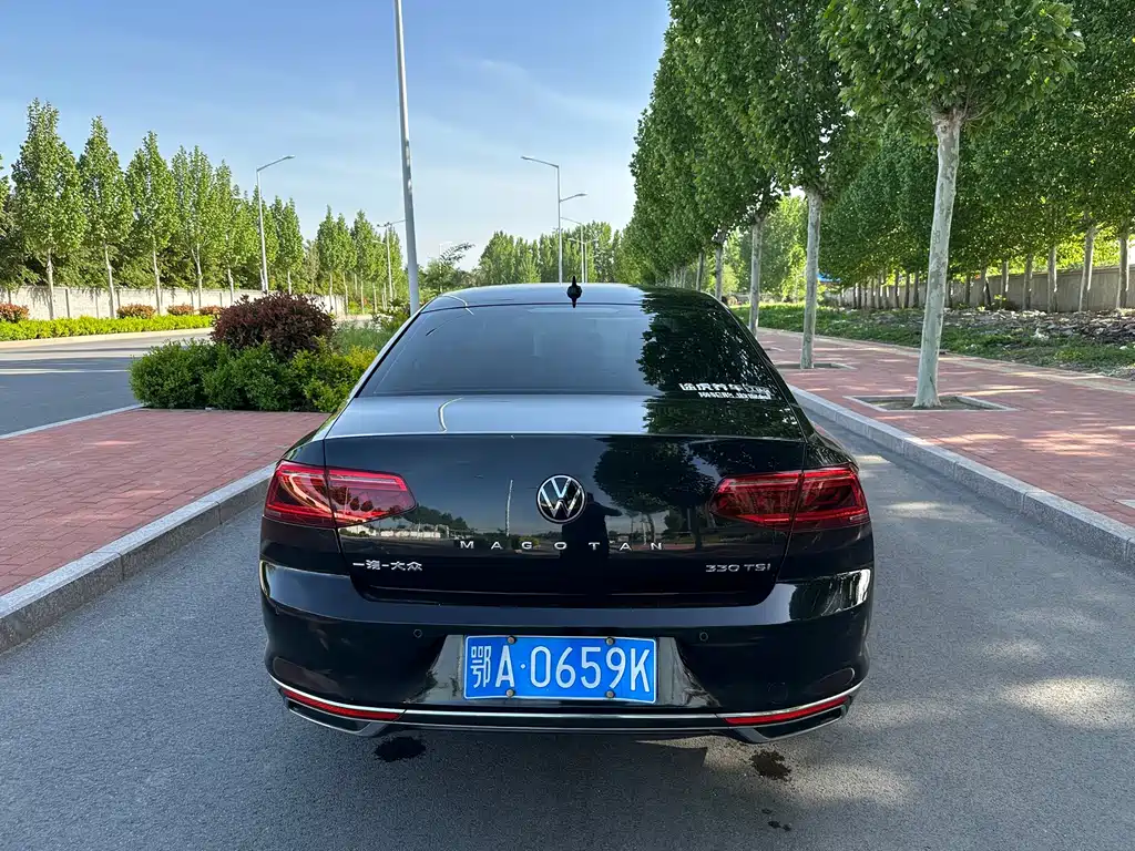 Magotan 2020 330TSI DSG luxury model купить на сайте DeffCars