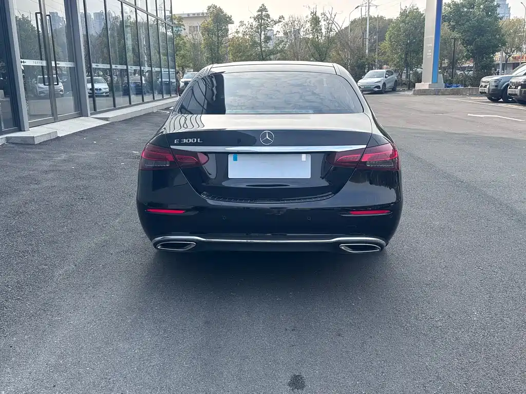 Mercedes-Benz E-Class 2023 E 300 L Fashion купить на сайте DeffCars