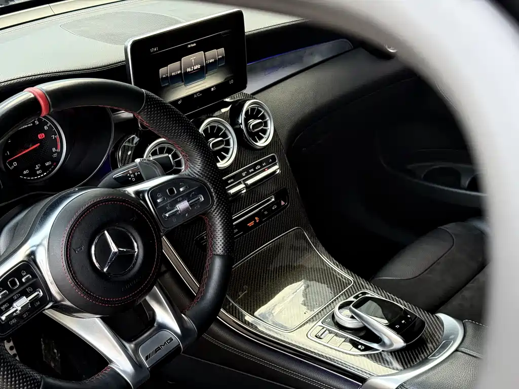 Mercedes GLC Coupe AMG 2018款 63 4MATIC+ 轿跑SUV купить на сайте DeffCars