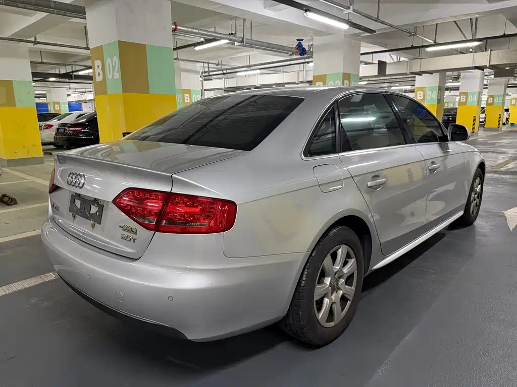 Audi A4L 2012 2.0 TFSI automatic comfort type купить на сайте DeffCars