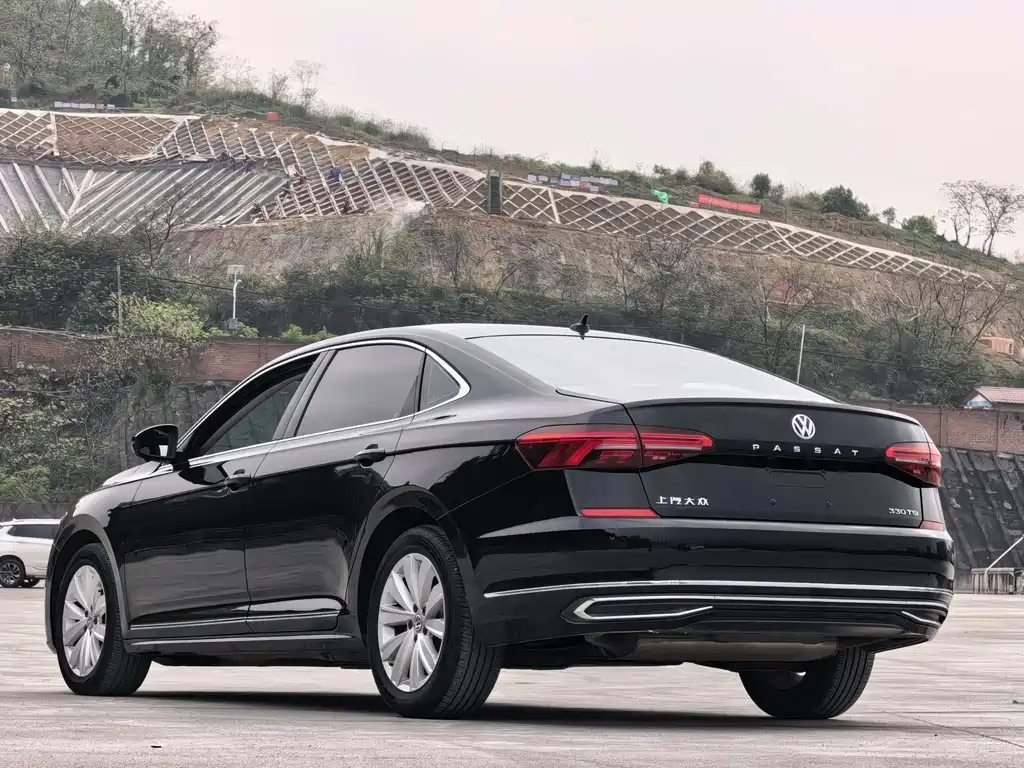 Passat 2019 330TSI Elite Edition National VI купить на сайте DeffCars
