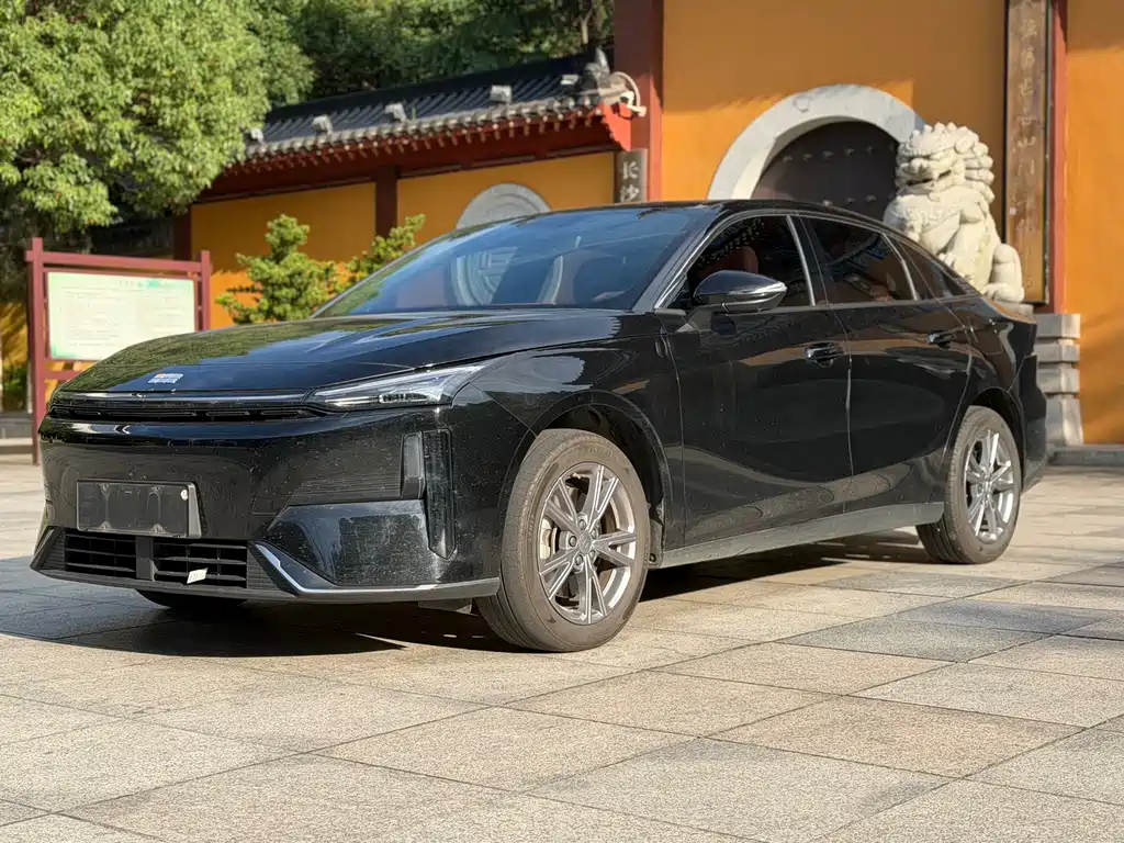 Galaxy L6 2025 EM-i 140km long range version купить на сайте DeffCars