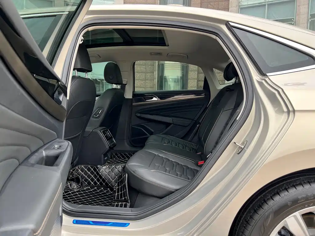 Passat 2019 330TSI Elite Edition National VI купить на сайте DeffCars