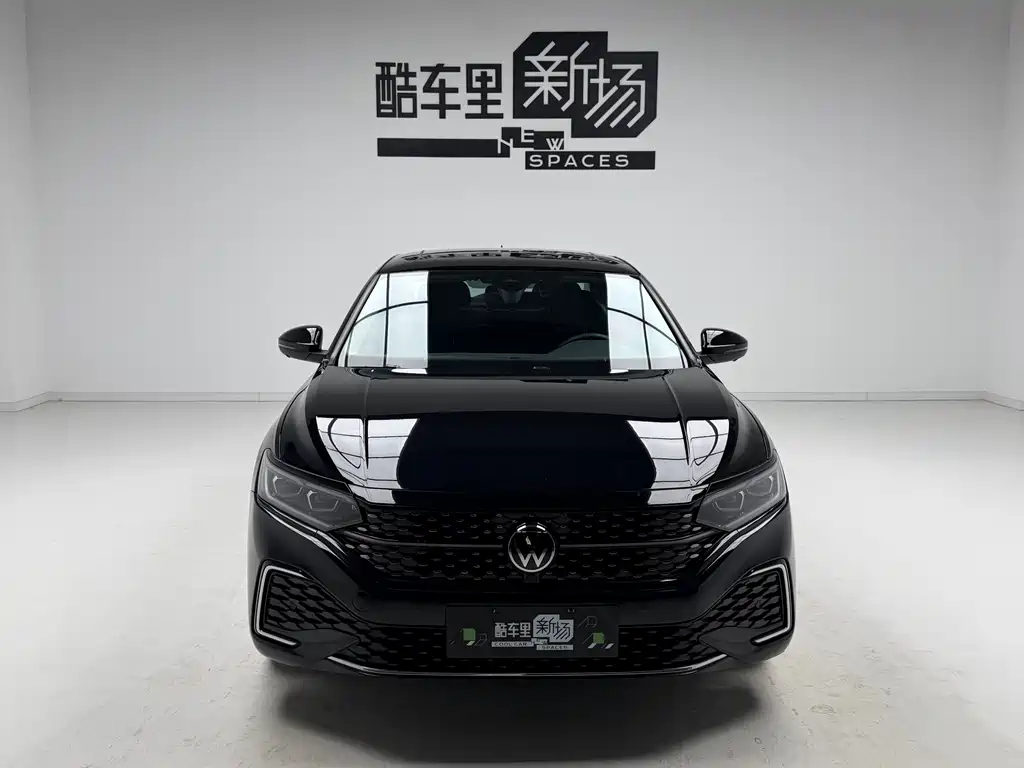 Passat 2024 380TSI Starry Sky Deluxe Edition купить на сайте DeffCars