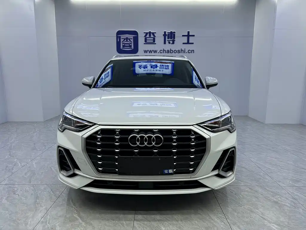 Audi Q3 2023 35 TFSI Fashionable and Dynamic (1.4T) купить на сайте DeffCars