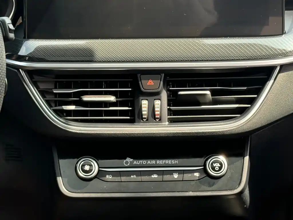 Focus 2021 Hatchback EcoBoost 180 Automatic ST Line купить на сайте DeffCars