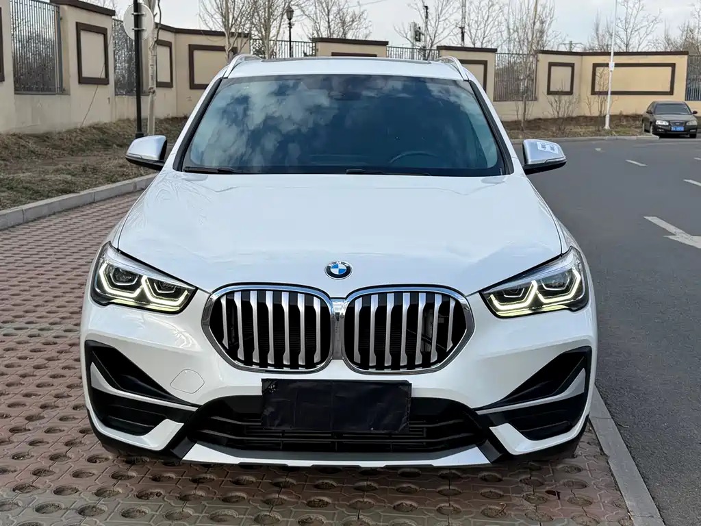 BMW X1 2022 sDrive20Li Fashion Model купить на сайте DeffCars