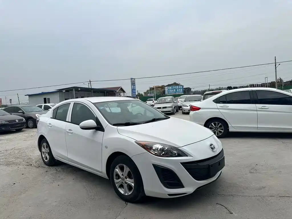 Mazda 3 Star 2013 Sedan 1.6L Manual Elite купить на сайте DeffCars