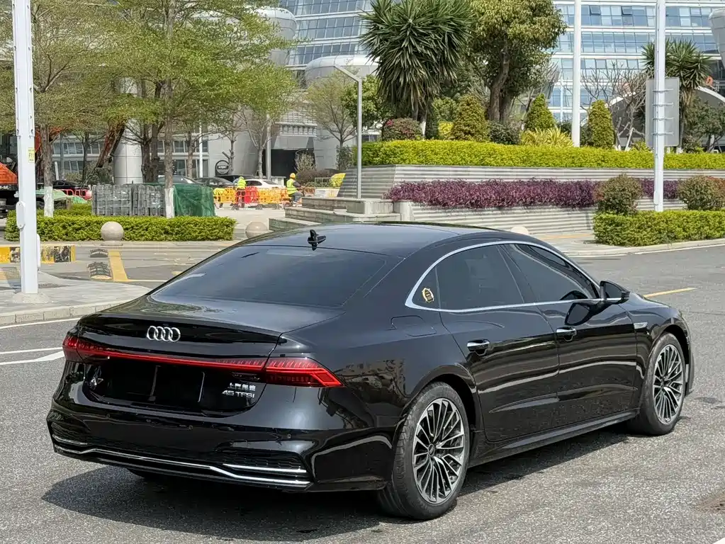 Audi A7L 2024 45 TFSI luxury model купить на сайте DeffCars