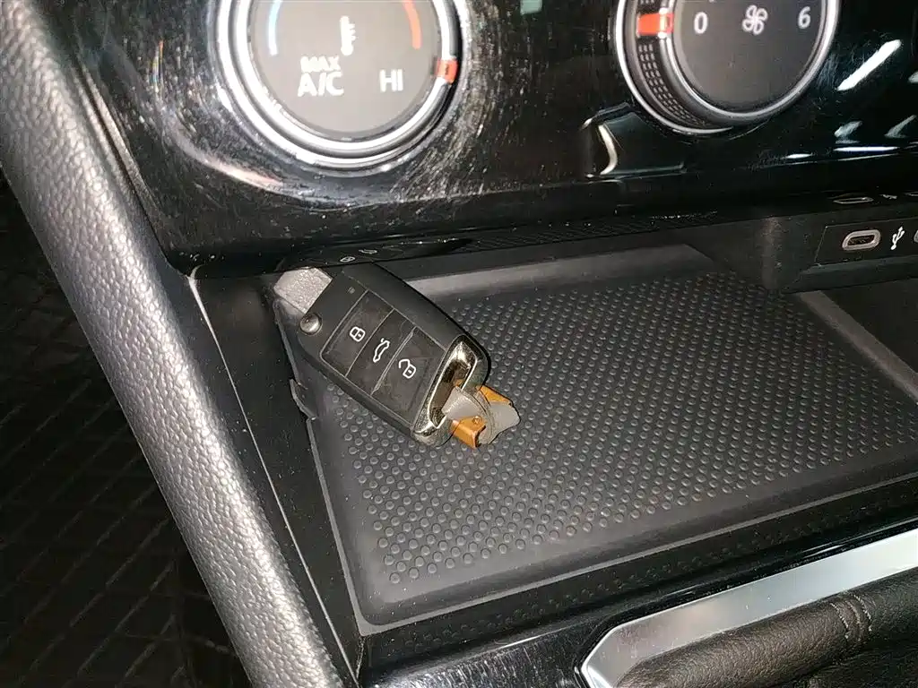 Sagitar 2023 300TSI DSG Super Edition купить на сайте DeffCars