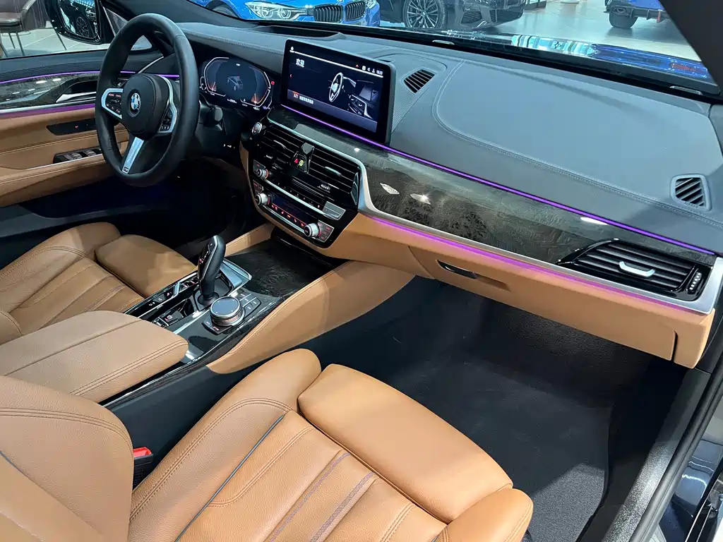BMW 6 Series GT 2024 630i M Sport Bundle купить на сайте DeffCars