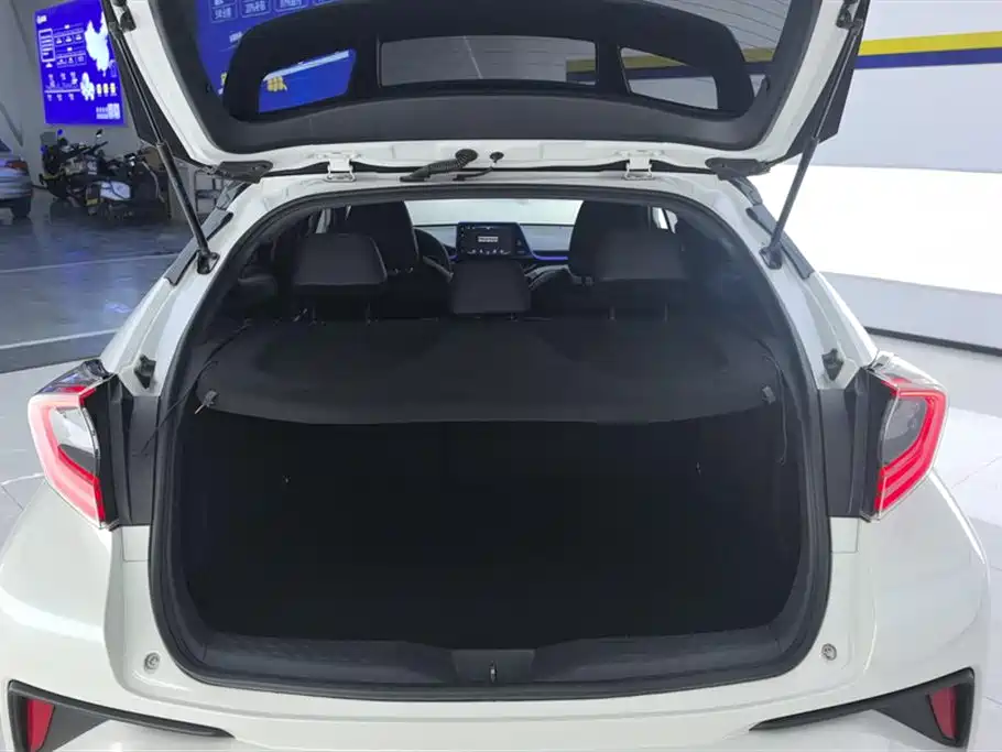 Yize IZOA 2020 2.0L Yichi Edition купить на сайте DeffCars