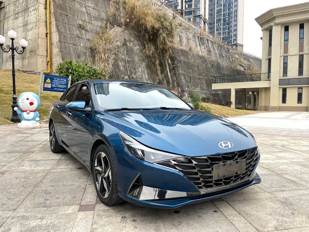 Elantra 2021 1.5L CVT LUX Premium Edition купить на сайте DeffCars