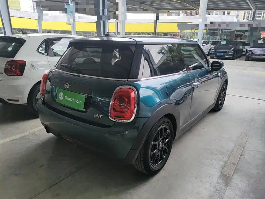 MINI 2021 1.5T ONE купить на сайте DeffCars