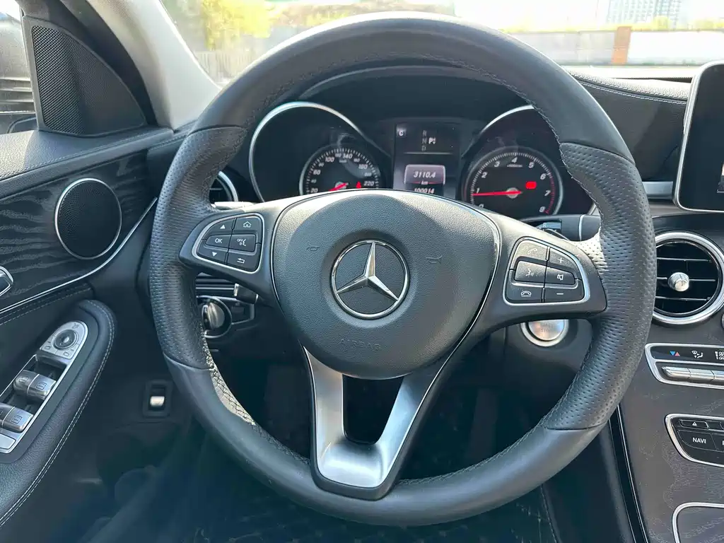 Mercedes-Benz C-Class 2017 C 180 L Sports Edition купить на сайте DeffCars
