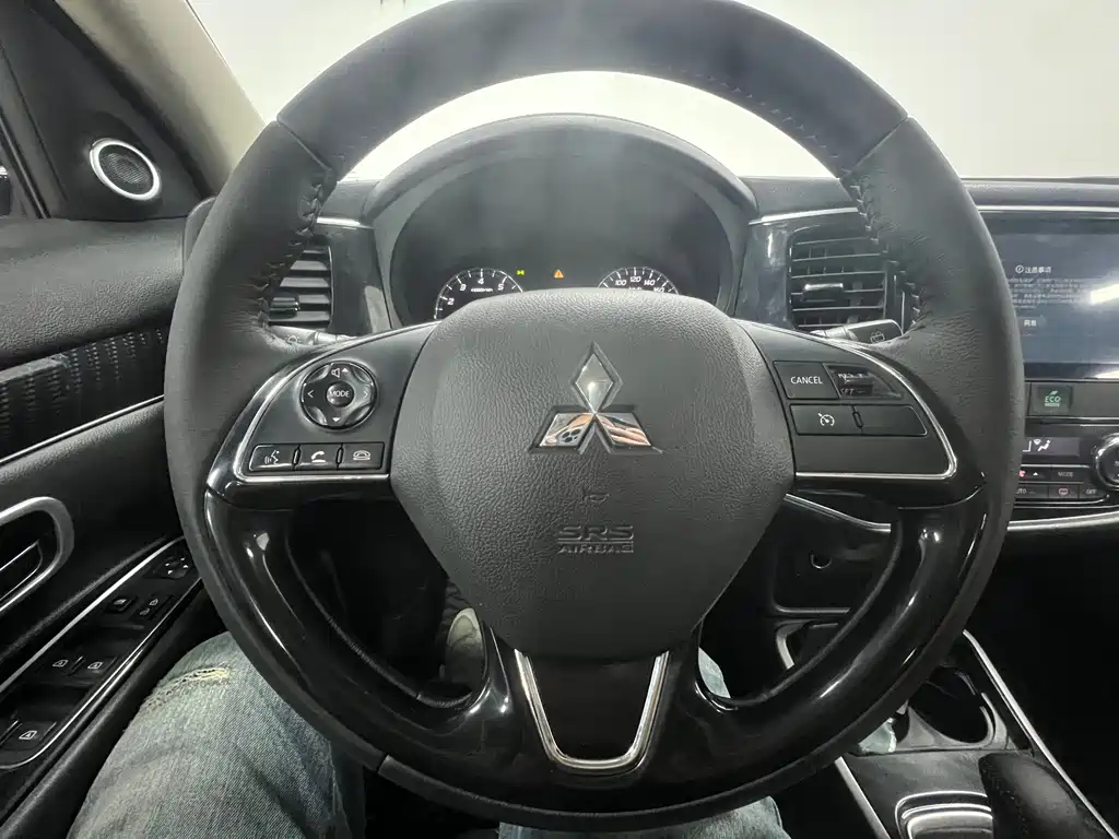 Outlander 2021 2.0L 2WD Enjoy Edition 5 seats купить на сайте DeffCars