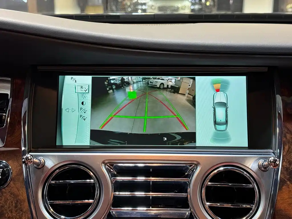 Ghost 2015 Series II Extended Edition купить на сайте DeffCars