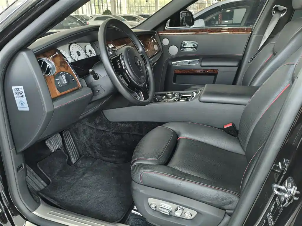 Ghost 2014 6.6T extended version купить на сайте DeffCars