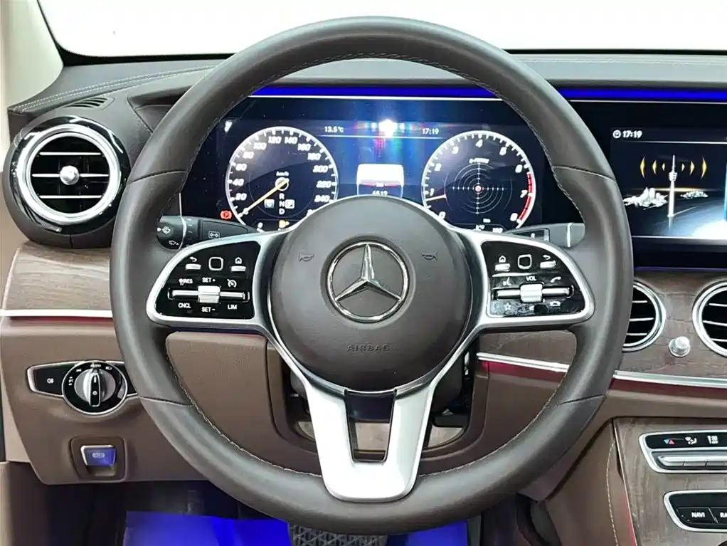 Mercedes-Benz E-Class 2019 facelift E 300 L fashionable model купить на сайте DeffCars