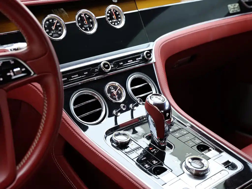 Continental 2020 4.0T GT V8 купить на сайте DeffCars