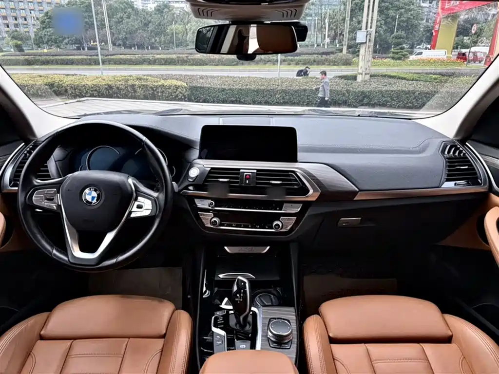 BMW X3 2018 xDrive28i Luxury Package National VI купить на сайте DeffCars
