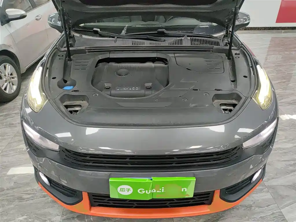 Lynk & Co 02 2019 High-Energy Edition 2.0T Automatic Two-wheel Drive Shine Edition National VI купить на сайте DeffCars