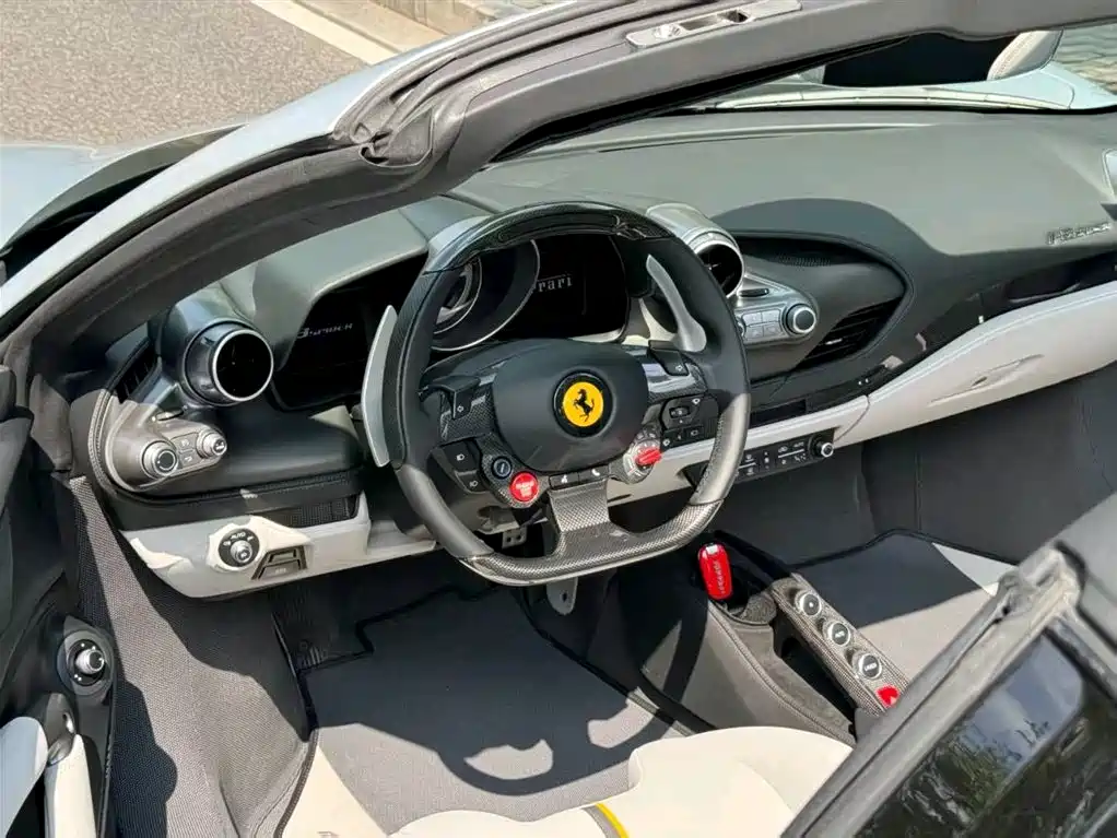 Ferrari F8 2020 Spider 3.9T V8 купить на сайте DeffCars