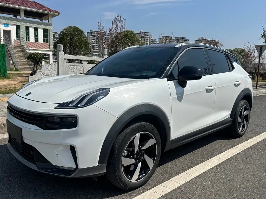 Lynk & Co 06 2020 1.5T Plus купить на сайте DeffCars