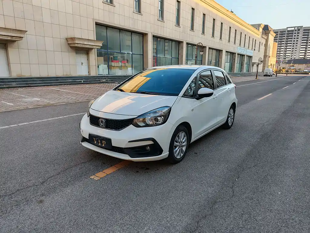Fit 2021 1.5L CVT Trendy Edition купить на сайте DeffCars
