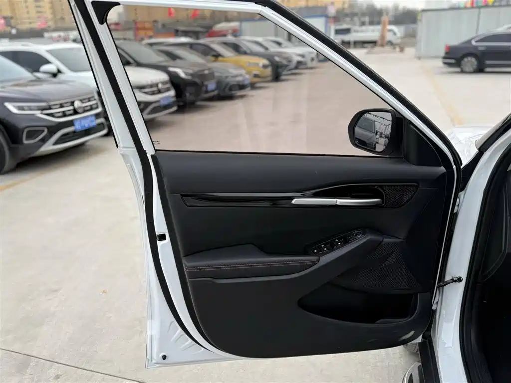 Sethus 2023 1.5L CVT Deluxe Edition купить на сайте DeffCars
