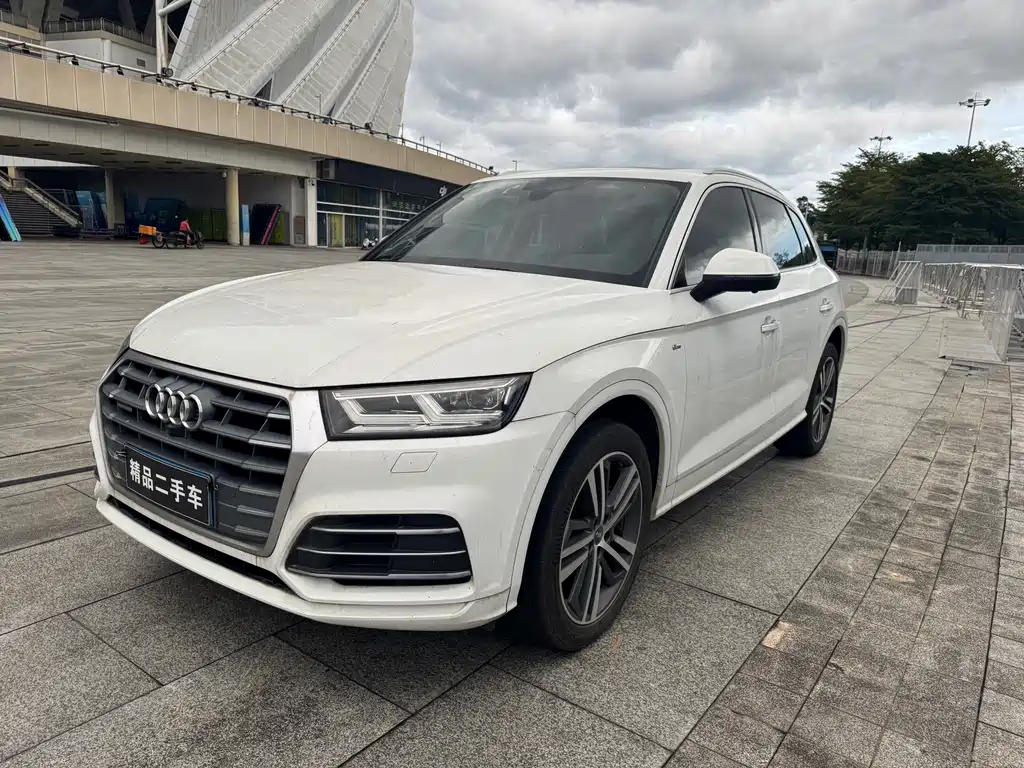 Audi Q5L 2018 40 TFSI Fashion Country V купить на сайте DeffCars