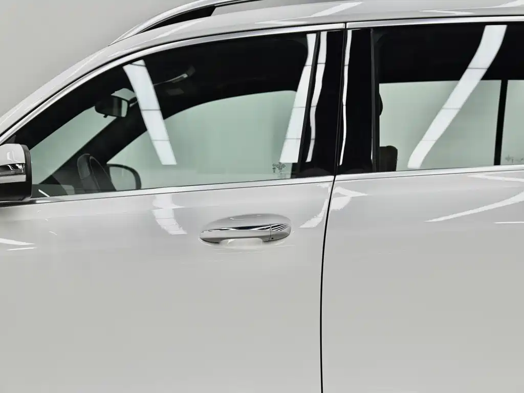 Mercedes-Benz GLB 2024 GLB 220 Dynamic купить на сайте DeffCars
