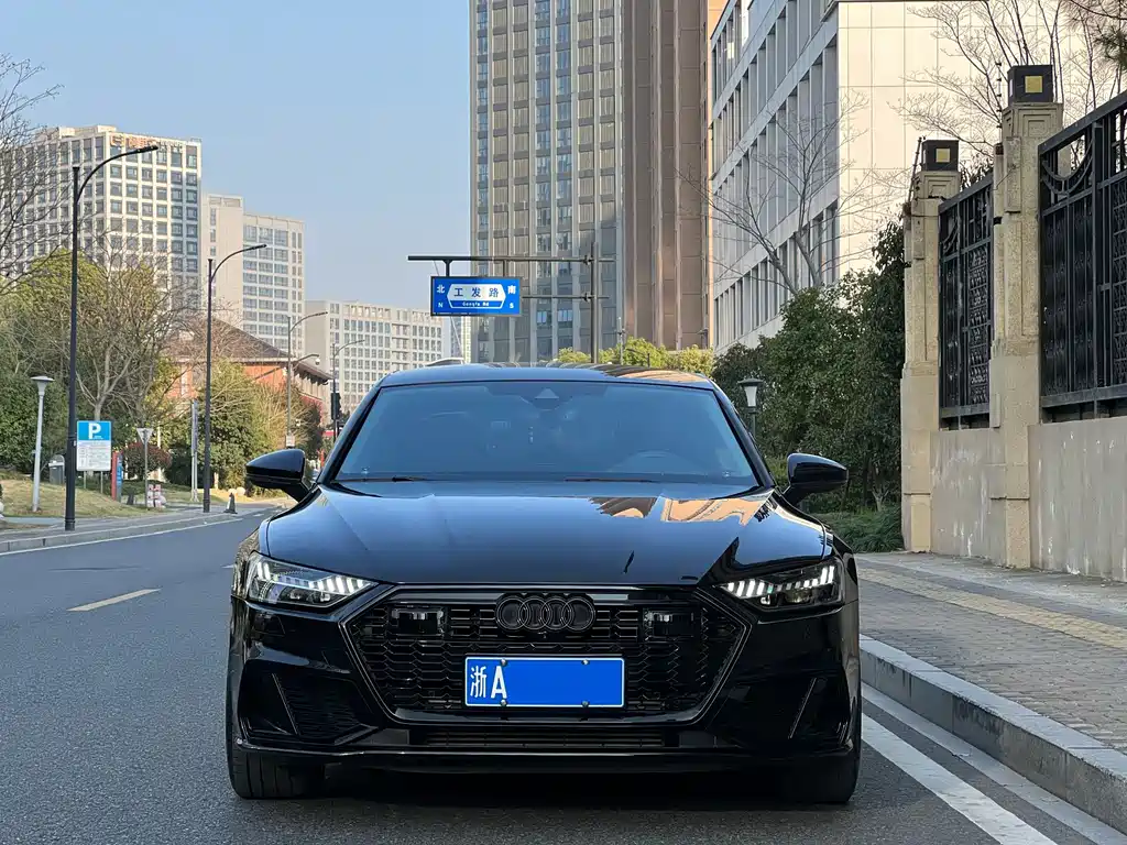 Audi A7L 2024 45TFSI quattro S-line vision type liquid crystal package купить на сайте DeffCars
