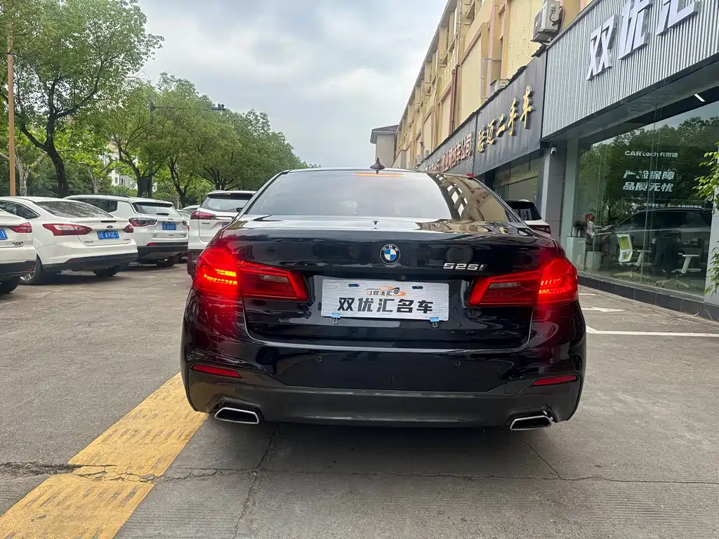 BMW 5 Series 2020 525Li M Sports Package купить на сайте DeffCars