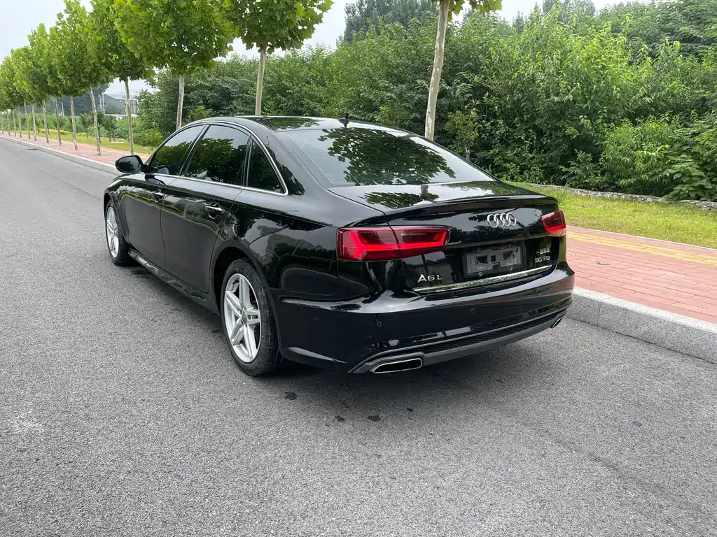 Audi A6L 2018 30th Anniversary Model 30 FSI Fashion Model купить на сайте DeffCars