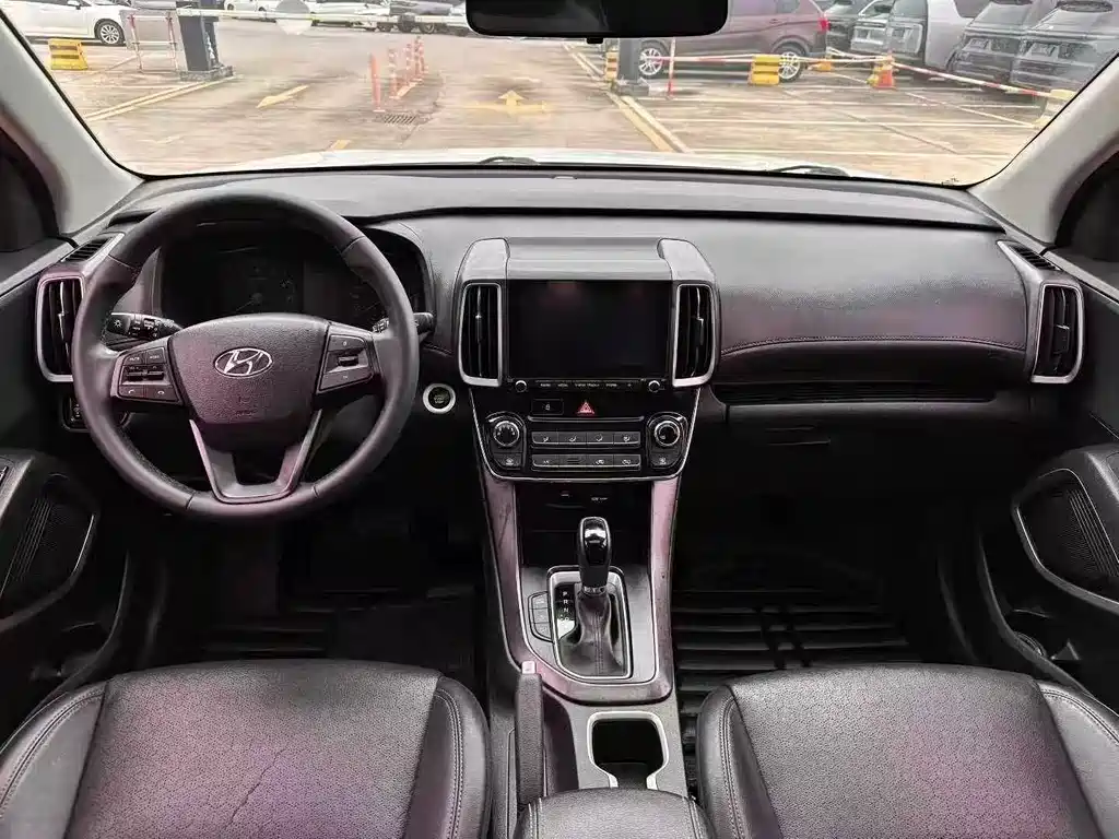 Beijing Hyundai ix35 2020 2.0L automatic two-wheel drive Zhiyong·Enjoy Edition купить на сайте DeffCars