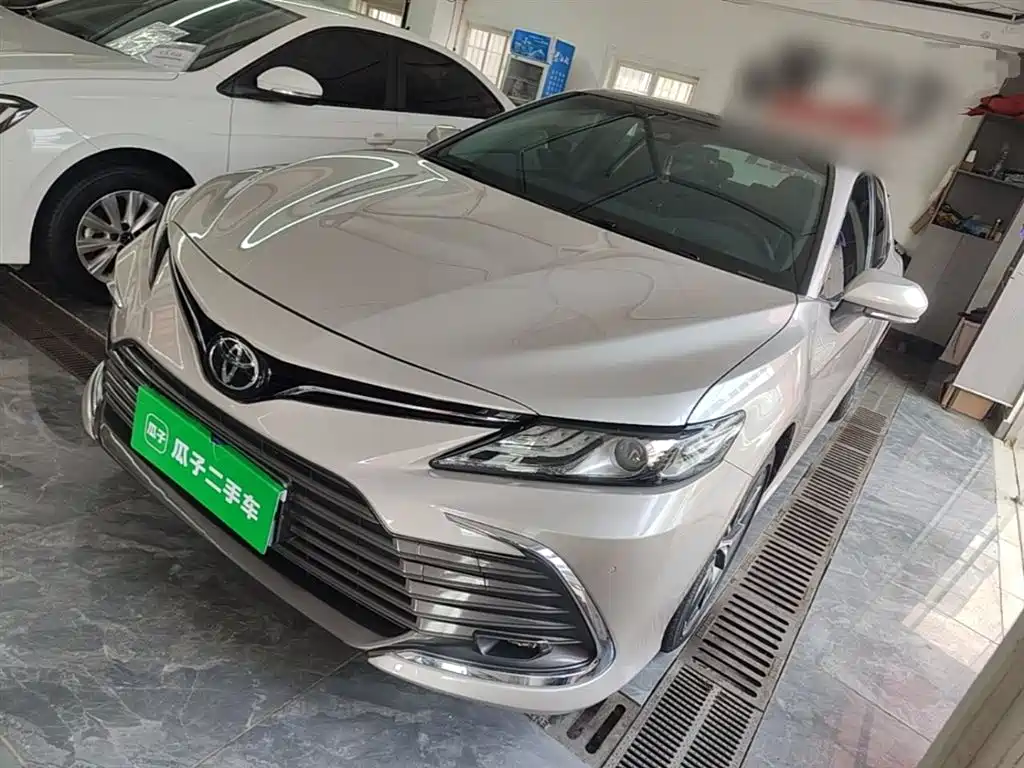 Camry 2021 2.5G Deluxe Edition купить на сайте DeffCars