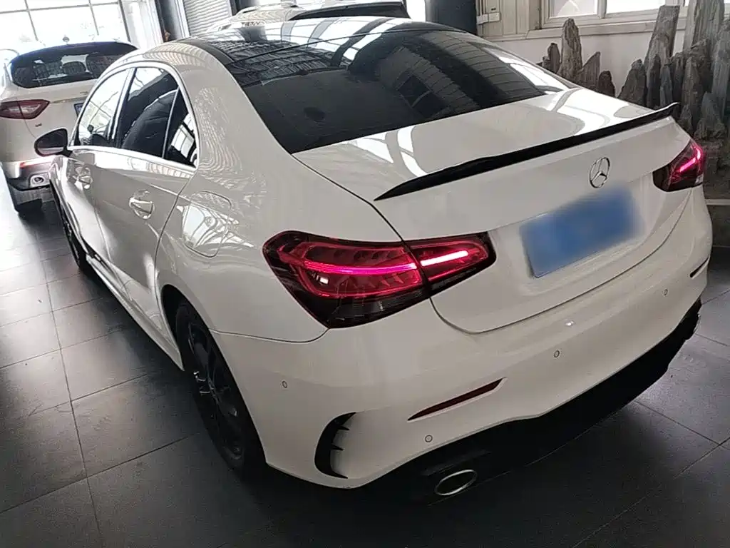 Mercedes A-Class 2022 facelift A 180 L sports sedan купить на сайте DeffCars