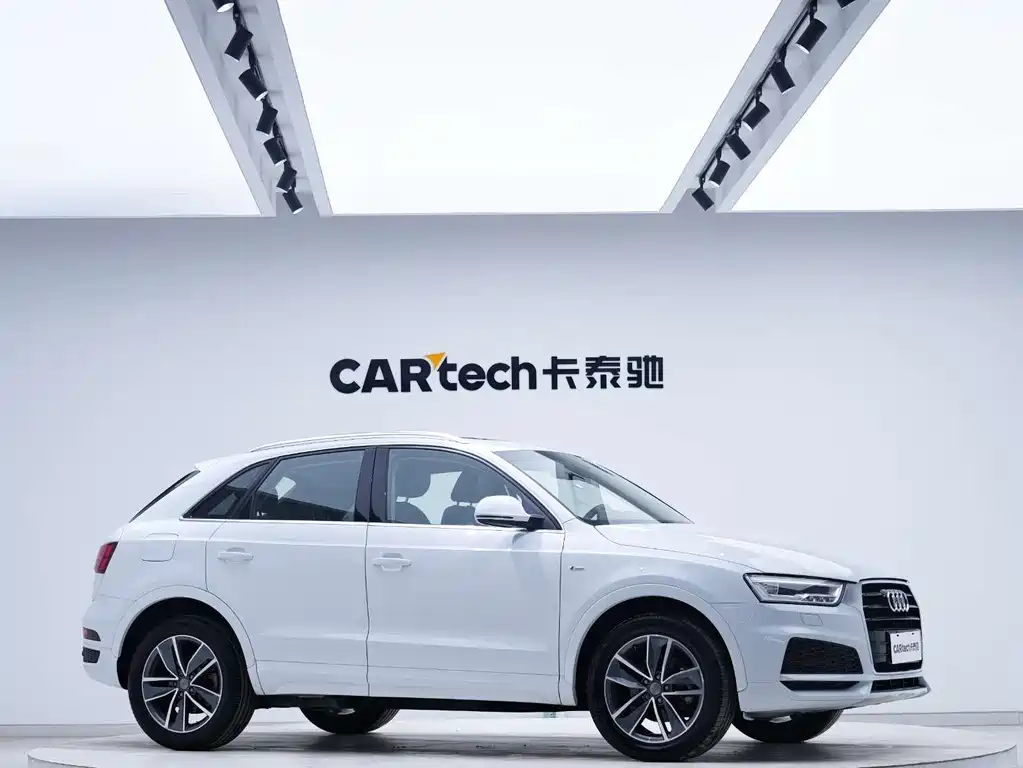 Audi Q3 2018 30 TFSI Fashionable Collection Edition купить на сайте DeffCars