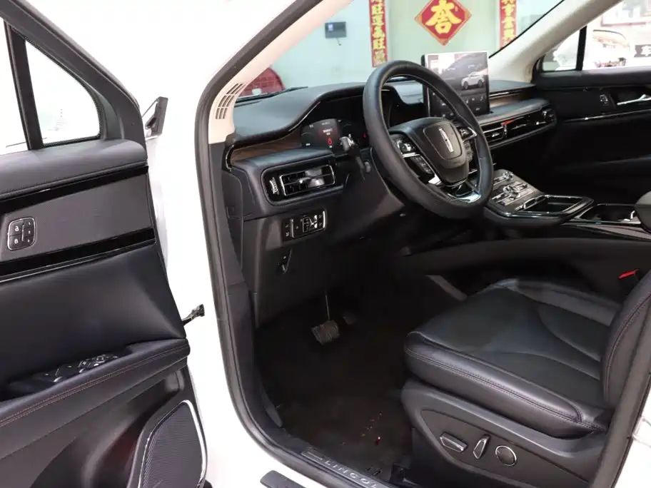 Nautilus 2021 2.0T 4WD Premium Edition купить на сайте DeffCars