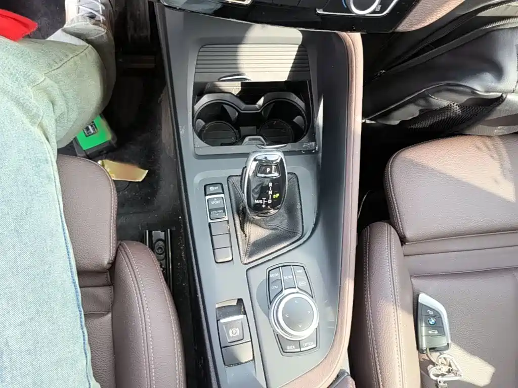 BMW X1 2021 facelift sDrive20Li fashionable model купить на сайте DeffCars