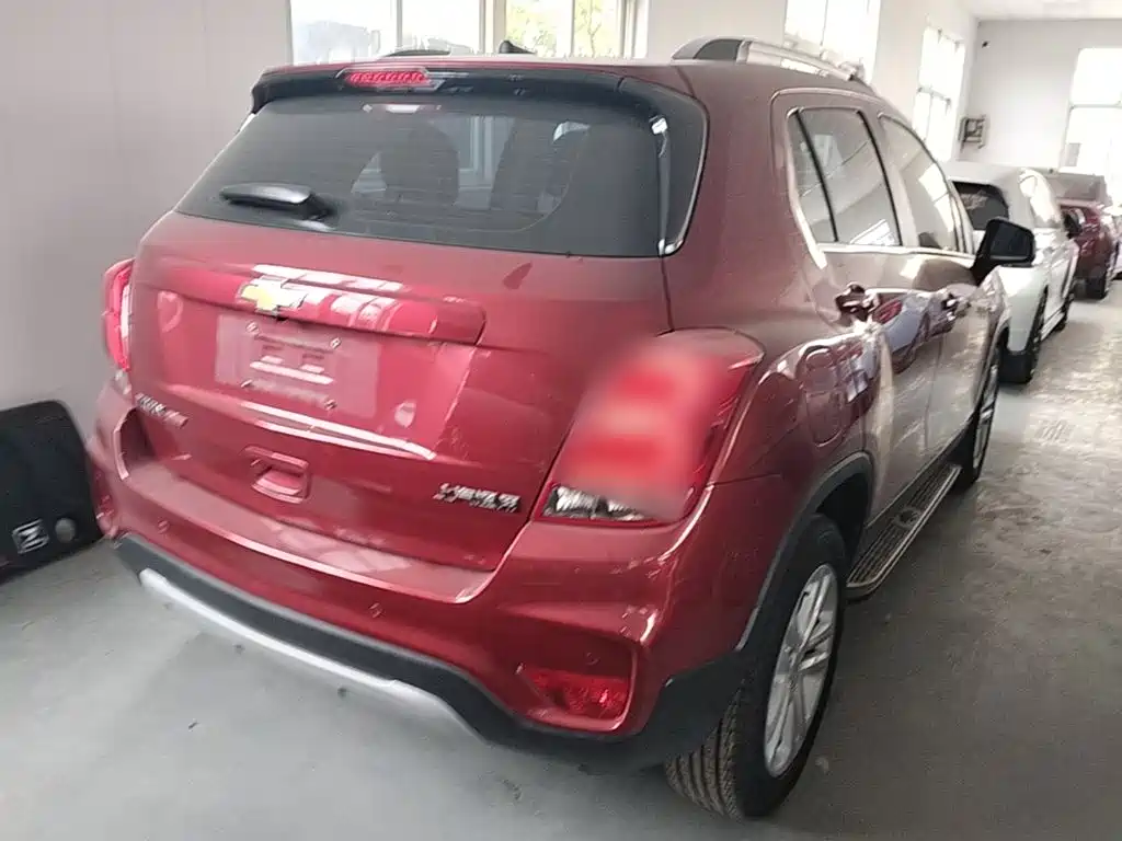 Tracker 2017 1.4T automatic two-wheel drive luxury model купить на сайте DeffCars
