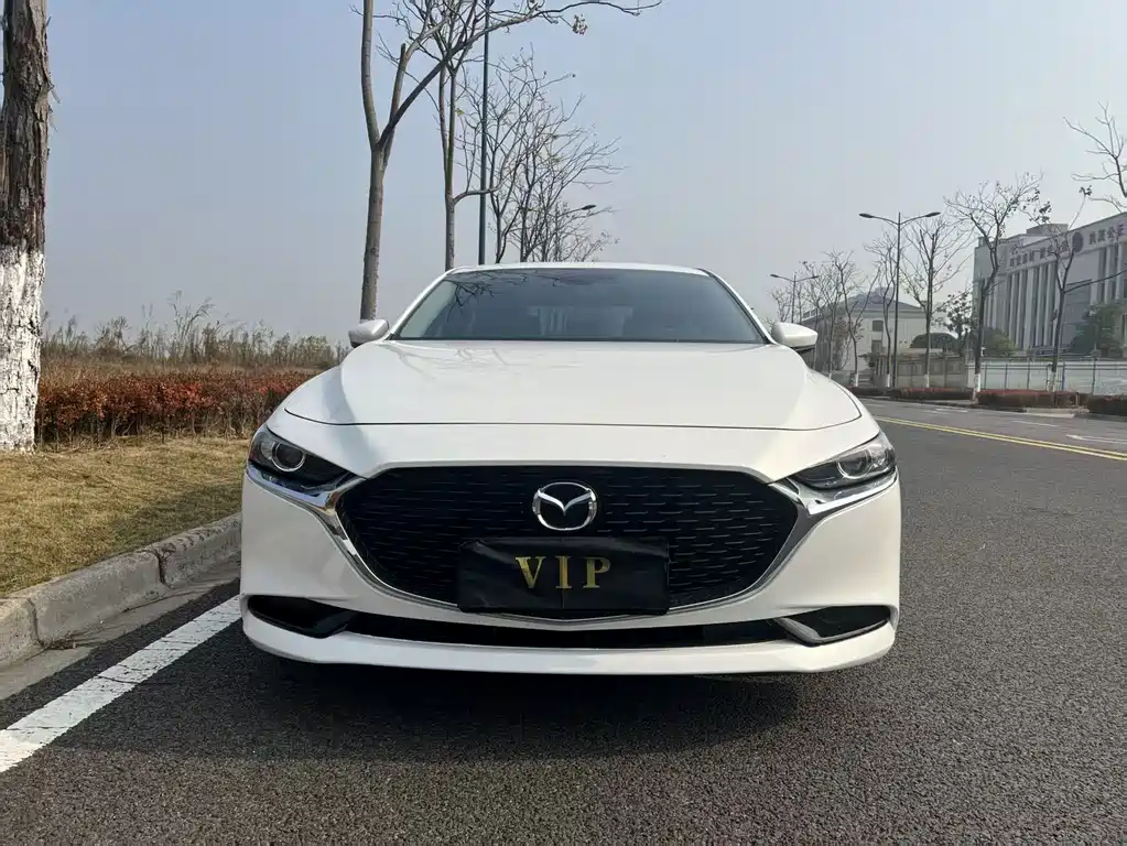 Mazda3 Angkesela 2021 2.0L Automatic Premium Edition купить на сайте DeffCars