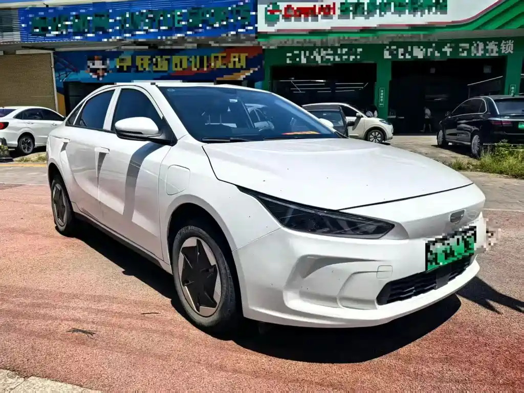Geely Geometry A 2024 410KM travel version купить на сайте DeffCars