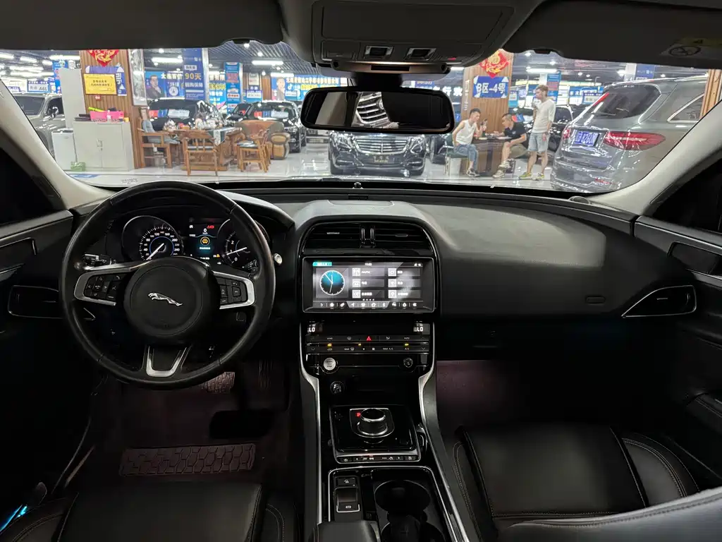 Jaguar XEL 2019款 2.0T 200PS 豪华版 купить на сайте DeffCars