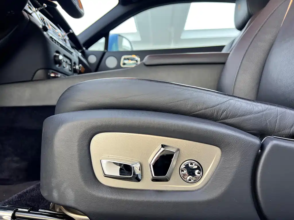 Phantom 2013 6.6T standard model купить на сайте DeffCars